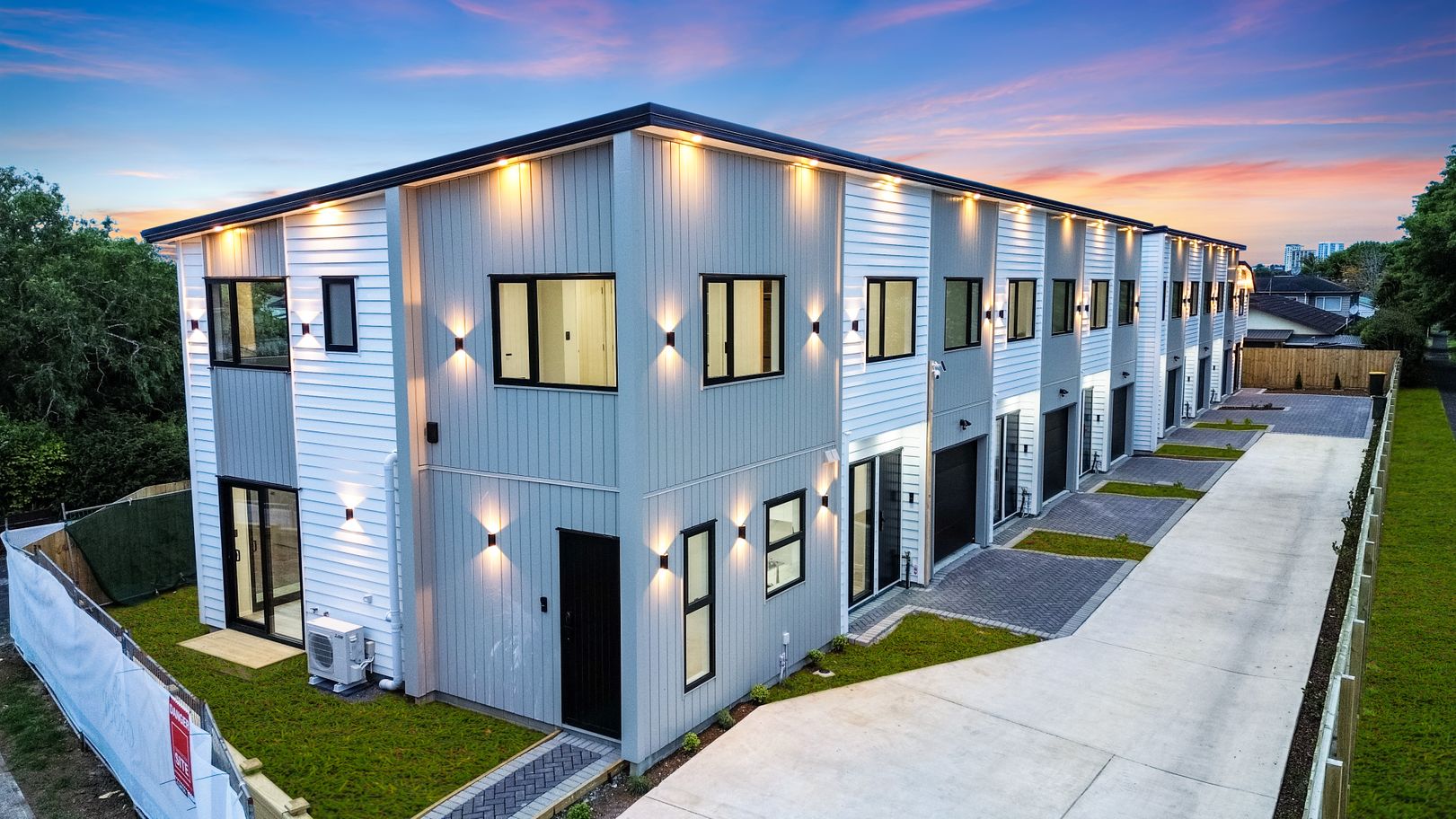 2029b9cf-36f7-46a9-9b25-4e059774d4db (1)