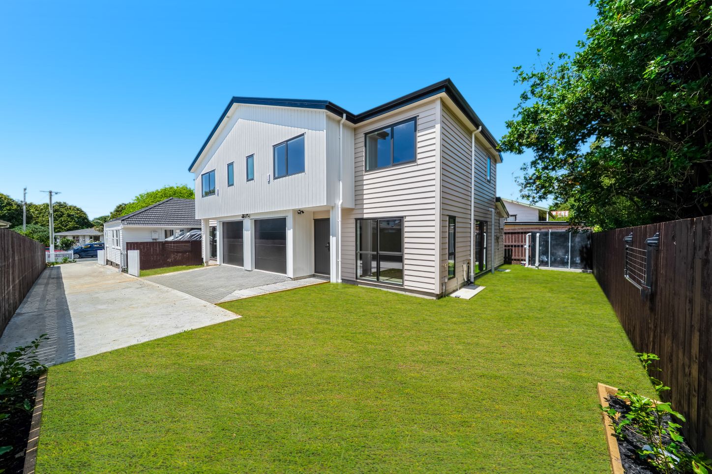 c476785c-cc44-4d10-b305-c36e2691d57c (1)